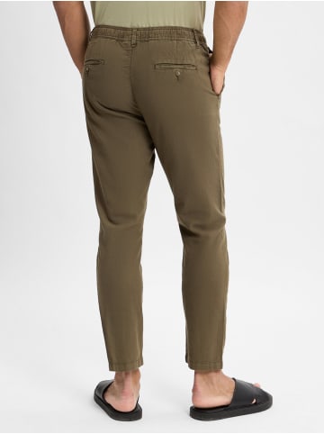 Lindbergh Chino in oliv - 0001
