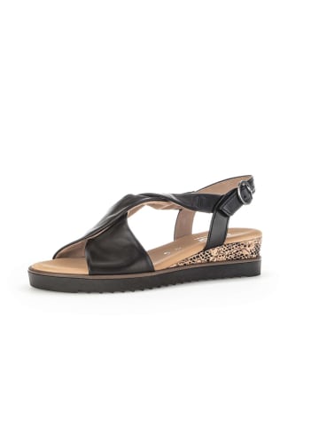 Gabor Plateau Sandalen in schwarz