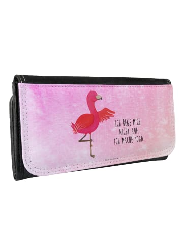 Mr. & Mrs. Panda Damen Portemonnaie Flamingo Yoga mit Spruch in Aquarell Pink
