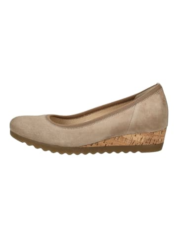 Gabor Pumps in Sand