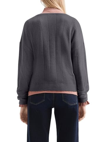 Q/S designed by Pullover in Grau