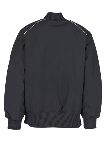 adidas adidas in carbon