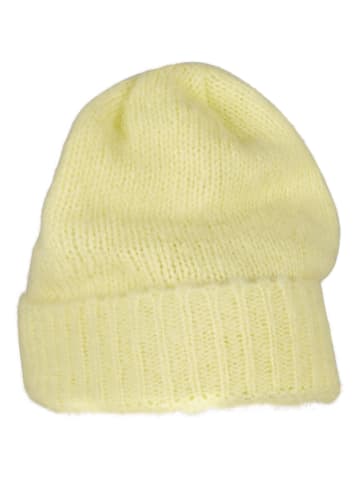  Flexfit Beanies in yellow