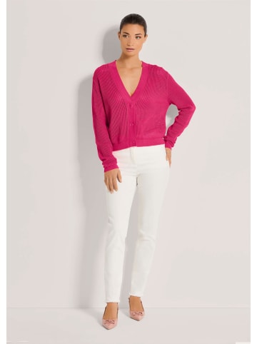 MADELEINE Kurze Ajour-Strickjacke mit Knöpfen in korallenpink