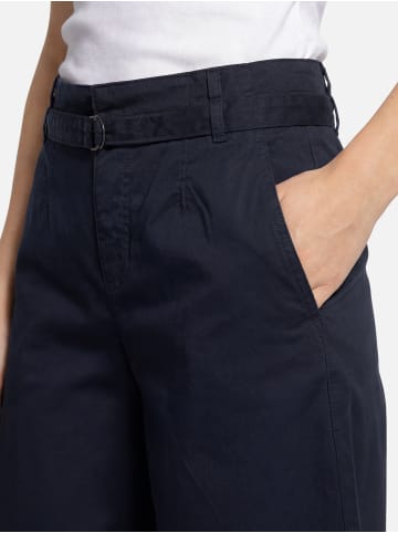 Toni Hose Liv in marine