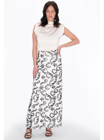 Usha Women Skirt in offwhite black