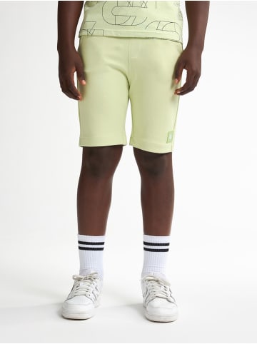 Petrol Industries Jogging-Shorts Capri in Grün