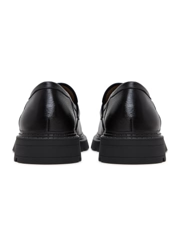 CESARE GASPARI Leren loafers met blokhak in Black