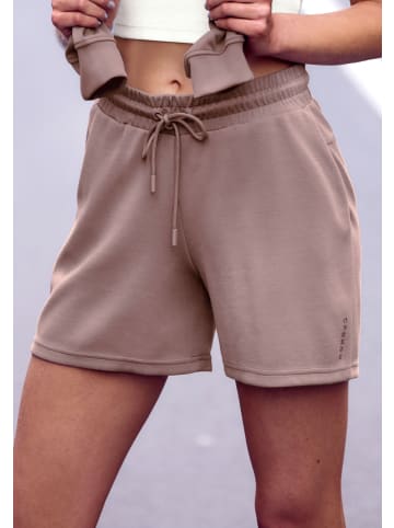 Copenhagen Studios Sweatshorts in braun