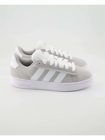 adidas Sportliche Schnürschuhe in Grau