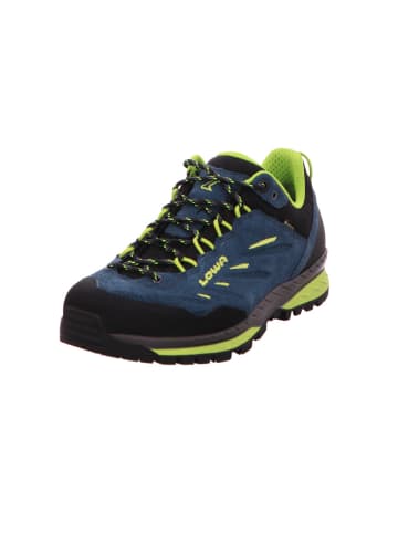 LOWA Outdoorschuhe in grau