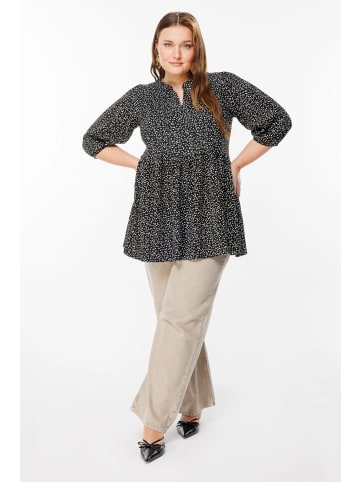 Shape Of You Blouse in Schwarz