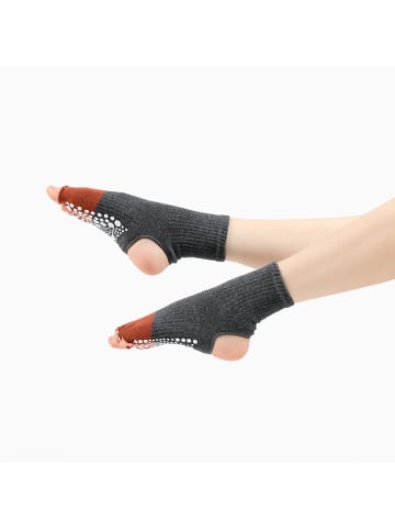 MUNADUNA Anti-Rutsch Yoga-/Pilates-Zehensocken – offene Zehen & offene Ferse in Schwarz