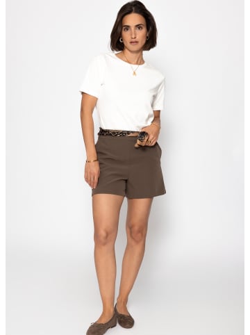 SASSYCLASSY Elegante Shorts in Taupe