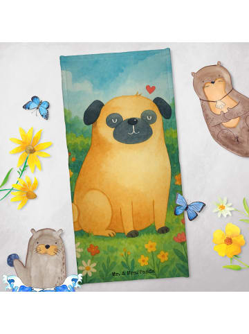 Mr. & Mrs. Panda Badehandtuch Mops Design ohne Spruch in Weiß