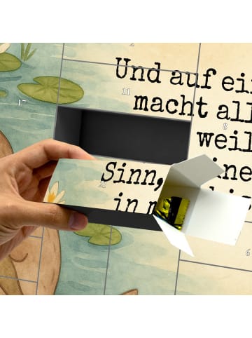 Mr. & Mrs. Panda Adventskalender Otter Kind Design mit Spruch in Weiß