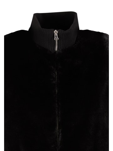 Urban Classics Outerwear - Vest in black