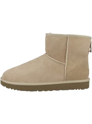 UGG Boots Classic Mini II in beige
