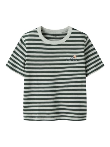 name it T-Shirt in Garden Topiary1