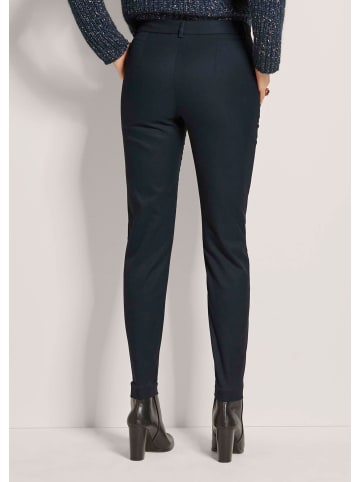 MADELEINE Schlanke Stretch-Hose mit Formbund in marine