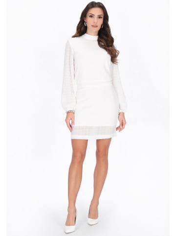 faina Women Skirt in white