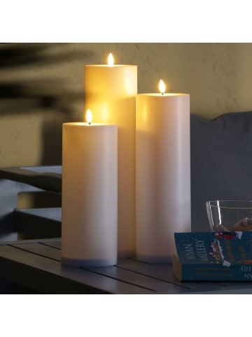 MARELIDA XXL LED Kerze für Innen/Außen Timer/Sensor H: 37,5cm D: 10cm in weiß