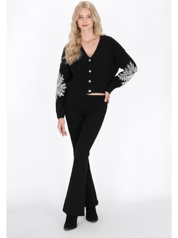 IZIA Women Cardigan in black white