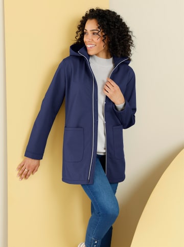 Sieh an! Softshelljacke in marine