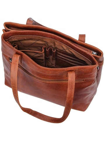 The Chesterfield Brand Anderes Nola in Cognac
