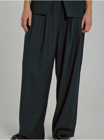 Norr Hosen Kandria in Brown pinstripe