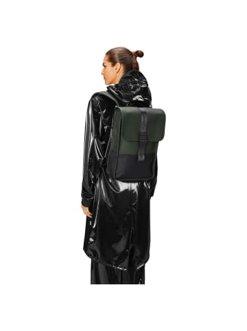 RAINS Trail - Rucksack Mini 15" 42 cm (green) in grün