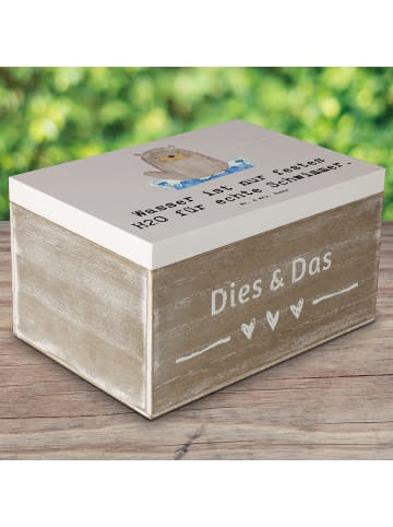 Mr. & Mrs. Panda Holzkiste Schwimmen Abenteuer mit Spruch in Grau Pastell