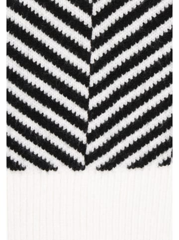 ROCKEASY Women Sweater in Black