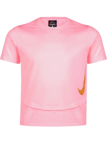 Nike T-Shirts in arctic punch/bucktan