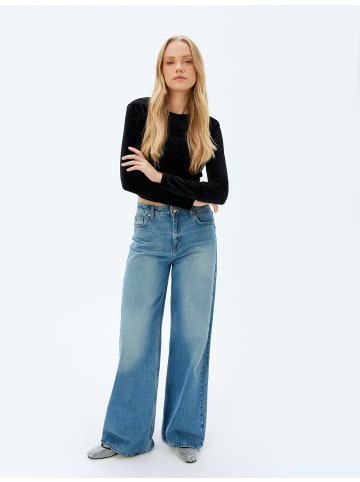 KOTON T-shirt in Schwarz