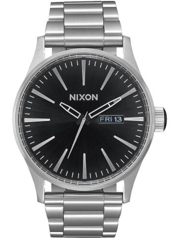 Nixon Uhr in Schwarz