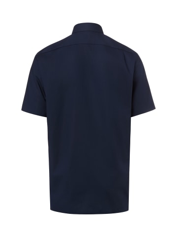 Andrew James Hemd in marine