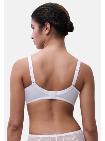 Chantelle Schalen-BH mit Spacer Cup Majestic in Weiß