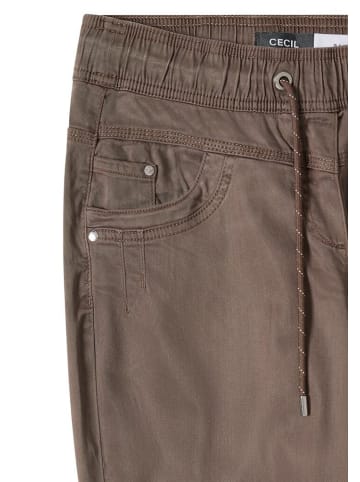 Cecil Hose in coffee taupe