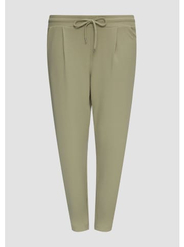 QS Hose in 7282_salbeigrün
