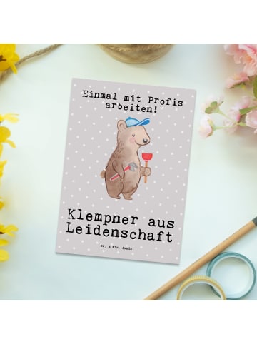 Mr. & Mrs. Panda Grußkarte Klempner Leidenschaft mit Spruch in Grau Pastell