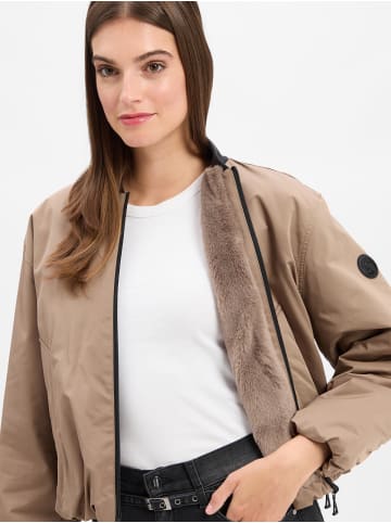 AMBER & JUNE Jacke in taupe