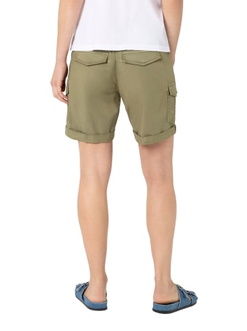 Timezone Short LOOSE ROSLYNTZ CARGO comfort/relaxed in Grün