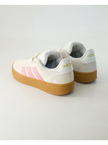 adidas Sneaker low in Beige