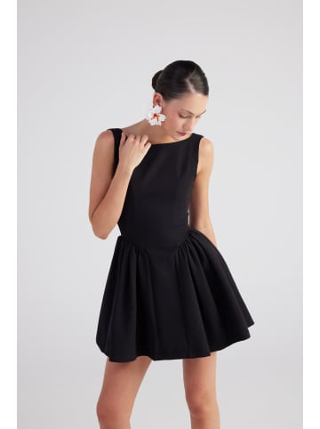 Holly Lolly Kleid in Schwarz