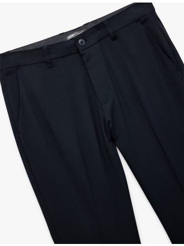 KOTON HOSEN in Marineblau