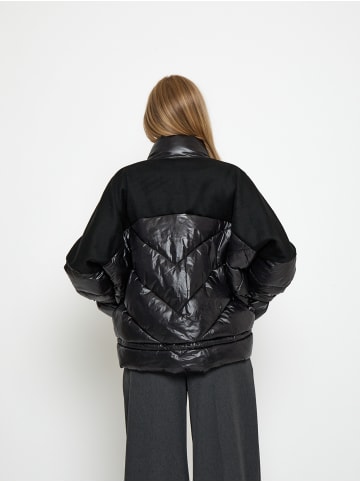 Peppercorn Jacket in Black