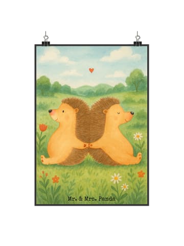 Mr. & Mrs. Panda Bild Igel händchenhaltend Design ohne Spruch in Weiß