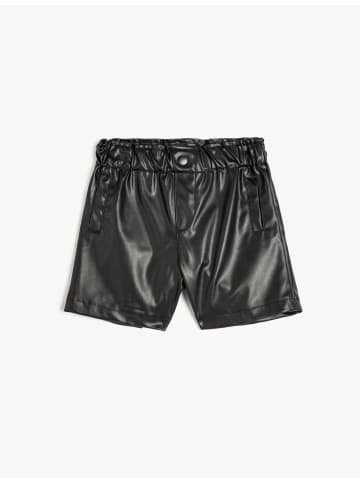 KOTON Shorts in Schwarz
