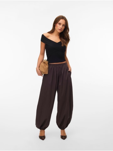 Vero Moda Hose mit weitem Beinschnitt in Chocolate Torte